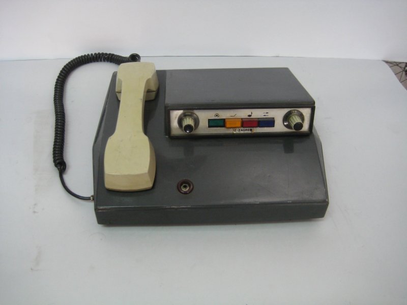 Telefon
