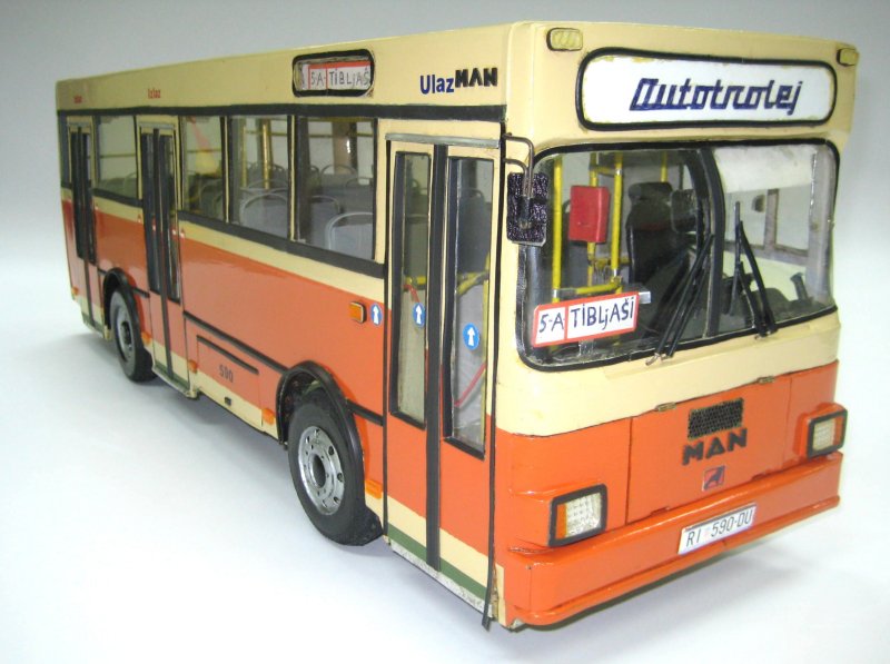 Maketa autobusa MAN SU240