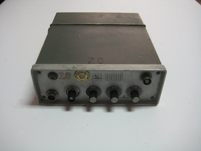 Radio stanica RIZ 8000