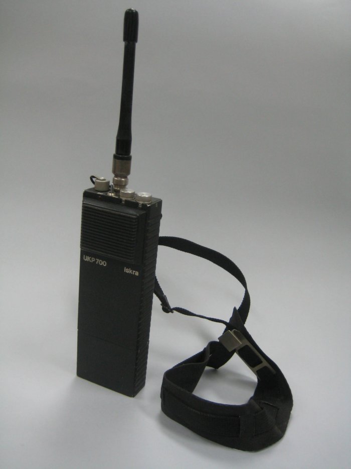 CB stanica UKP 700 Iskra