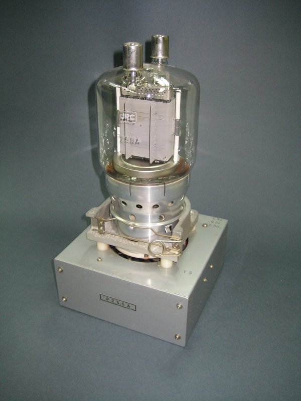 Izlazna lampa P250A