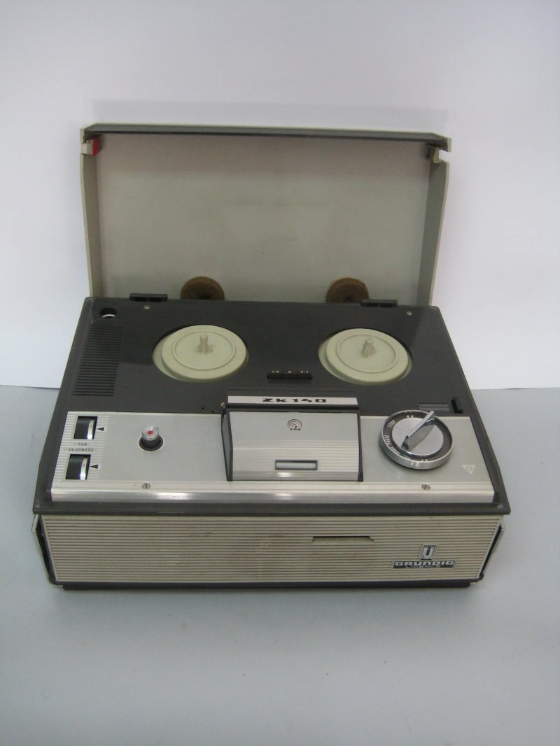 Grundig magnetofon